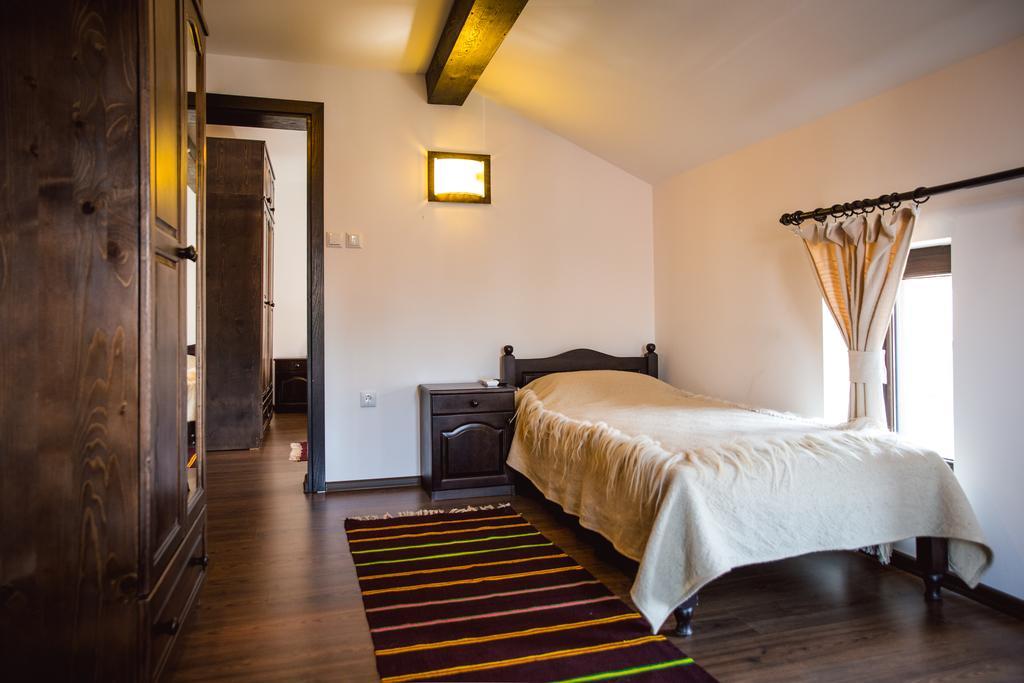 Topalovi Guest House Zlatograd Kültér fotó