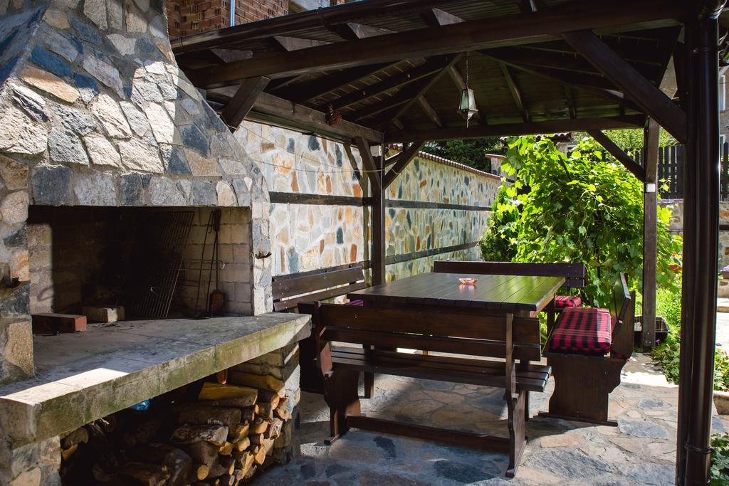 Topalovi Guest House Zlatograd Kültér fotó